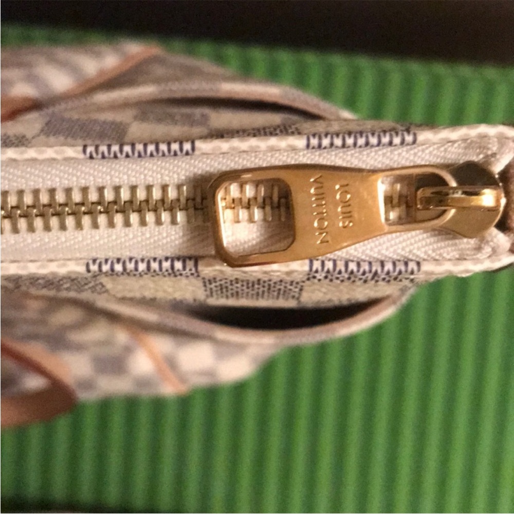 EUC Louis Vuitton Totally MM Azur - Picture 7 of 9